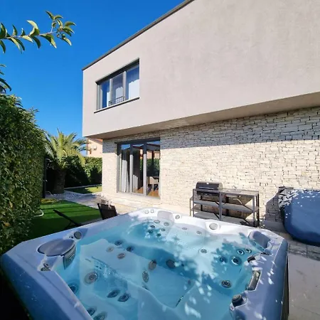 Villa Grey